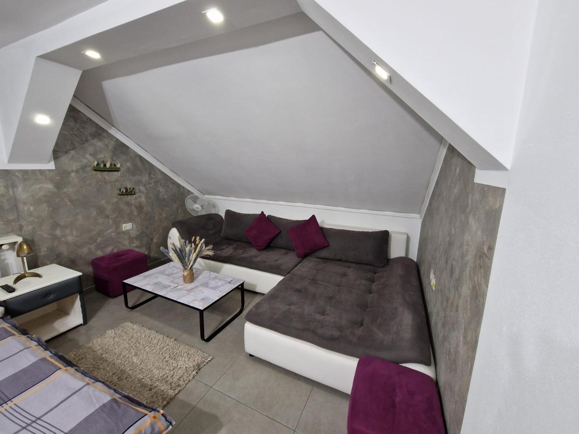 Cazare Moldi - Regim Hotelier Câmpulung Moldovenesc エクステリア 写真