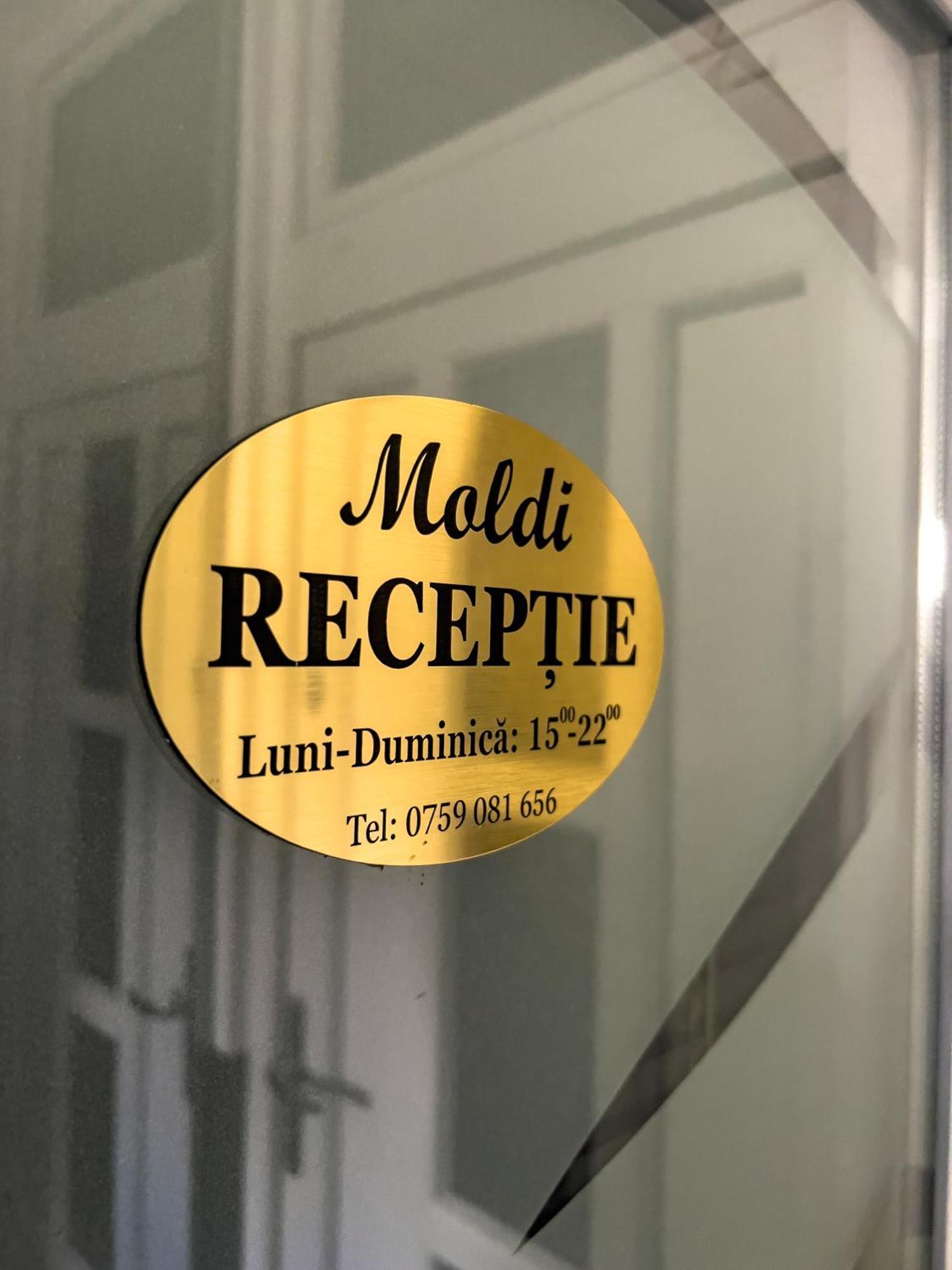 Cazare Moldi - Regim Hotelier Câmpulung Moldovenesc エクステリア 写真