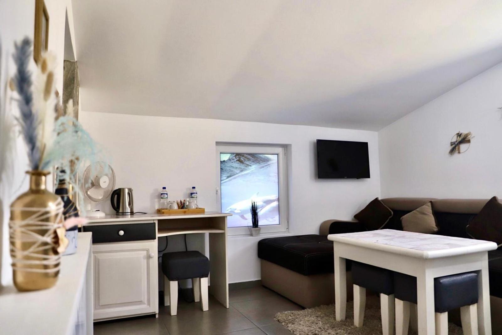 Cazare Moldi - Regim Hotelier Câmpulung Moldovenesc エクステリア 写真